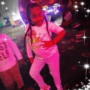 Meet your Posher, Brittini